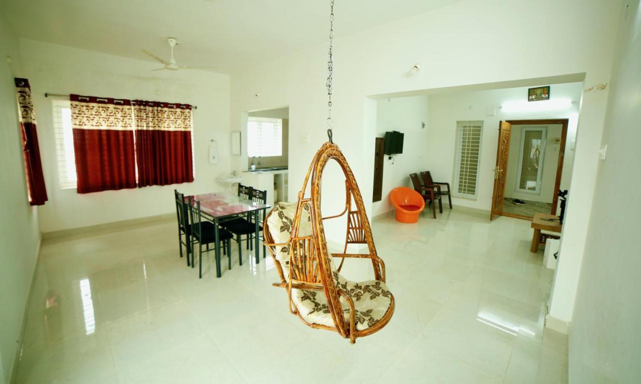 Truelife Homestays - Alamelu Avenue - Fully Furnished Ac 2Bhk Apartments In Tirupati - Walkable To Restaurants & Super Market - Fast Wifi - Kitchen - Easy Access To Airport, Railway Station, Sri Padmavathi & Tirumala Temple Eksteriør billede