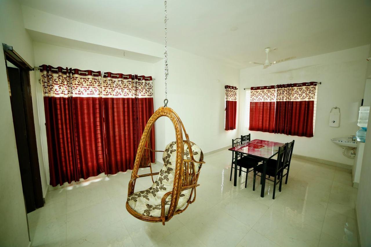 Truelife Homestays - Alamelu Avenue - Fully Furnished Ac 2Bhk Apartments In Tirupati - Walkable To Restaurants & Super Market - Fast Wifi - Kitchen - Easy Access To Airport, Railway Station, Sri Padmavathi & Tirumala Temple Eksteriør billede