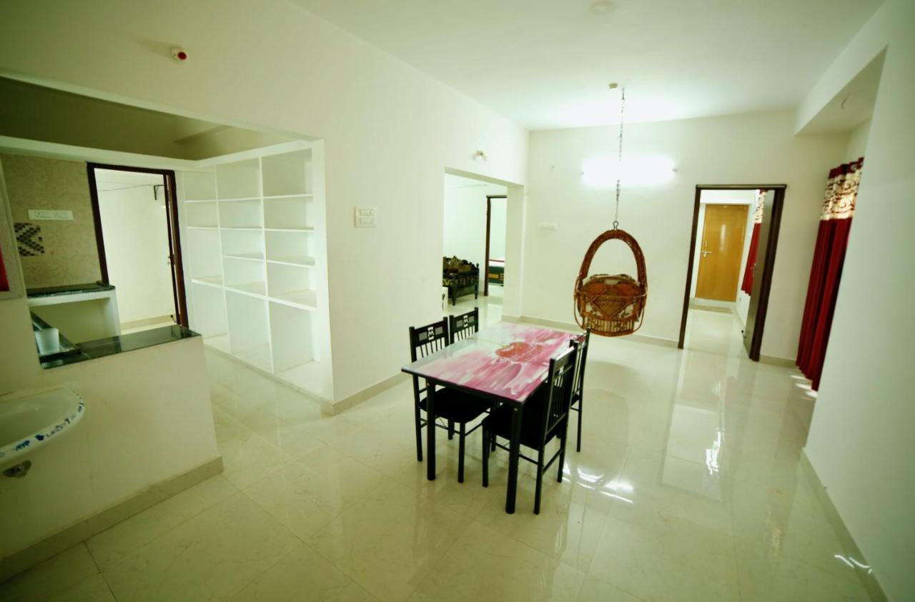 Truelife Homestays - Alamelu Avenue - Fully Furnished Ac 2Bhk Apartments In Tirupati - Walkable To Restaurants & Super Market - Fast Wifi - Kitchen - Easy Access To Airport, Railway Station, Sri Padmavathi & Tirumala Temple Eksteriør billede