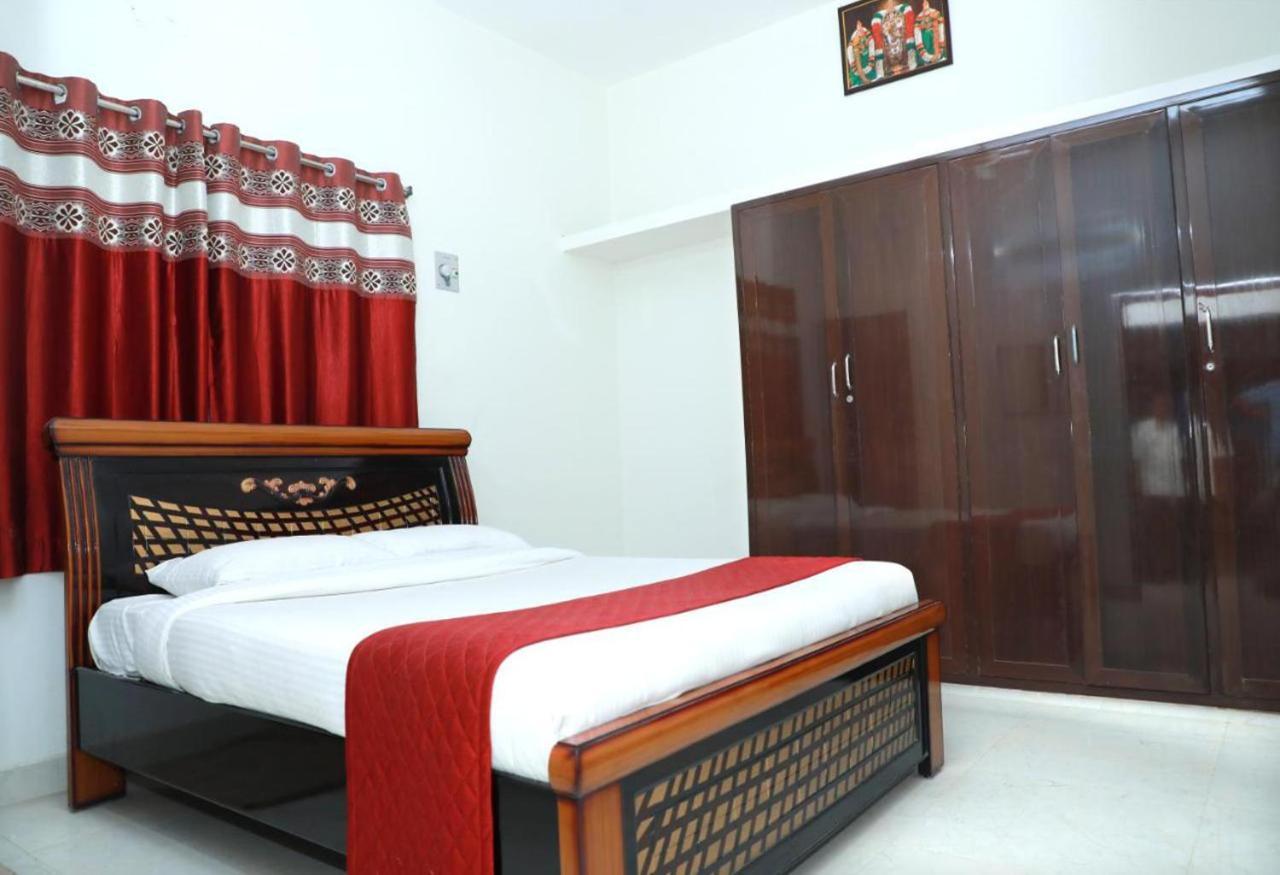 Truelife Homestays - Alamelu Avenue - Fully Furnished Ac 2Bhk Apartments In Tirupati - Walkable To Restaurants & Super Market - Fast Wifi - Kitchen - Easy Access To Airport, Railway Station, Sri Padmavathi & Tirumala Temple Eksteriør billede