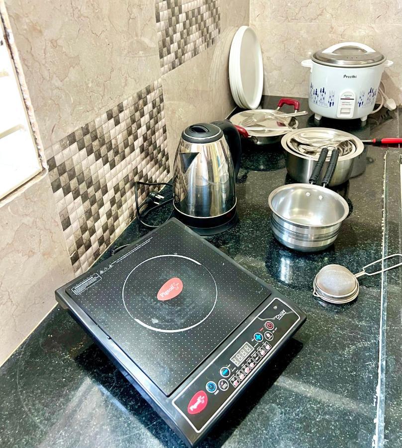 Truelife Homestays - Alamelu Avenue - Fully Furnished Ac 2Bhk Apartments In Tirupati - Walkable To Restaurants & Super Market - Fast Wifi - Kitchen - Easy Access To Airport, Railway Station, Sri Padmavathi & Tirumala Temple Eksteriør billede